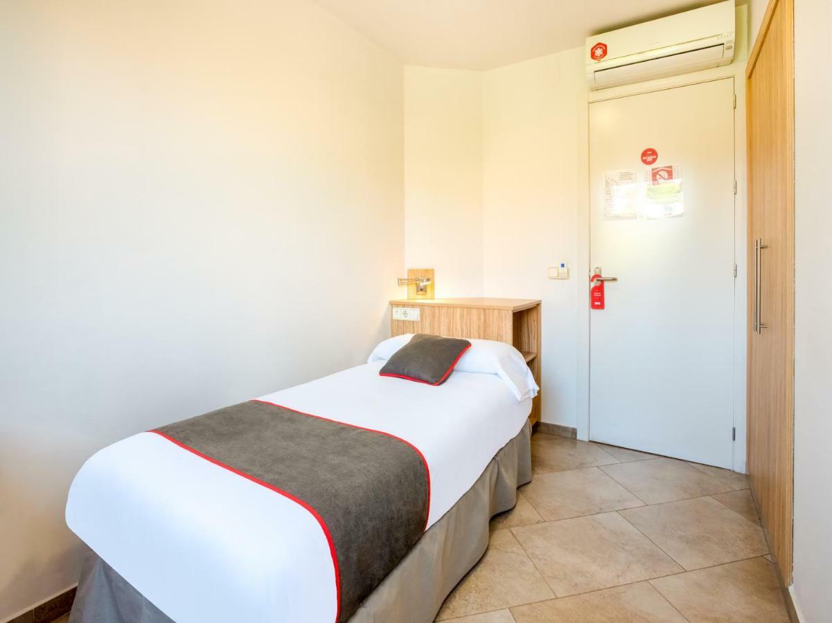 Hostal Soler Sant Joan De Villatorrada Extérieur photo